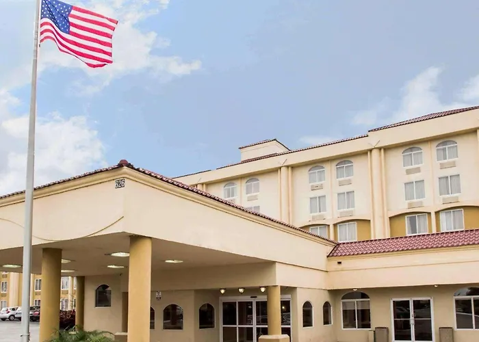 Quality Inn & Suites Winter Park Village Area Orlando